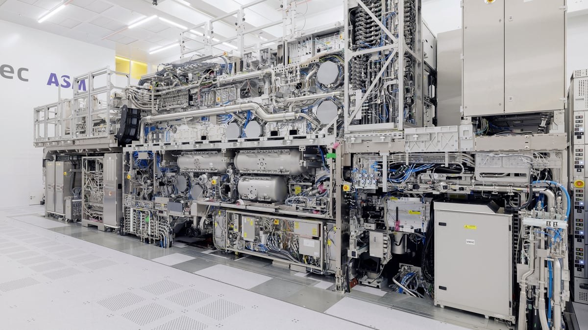 ASML $400 Million High-NA Monopoly Secures AI Chip Production Costs Through 2030