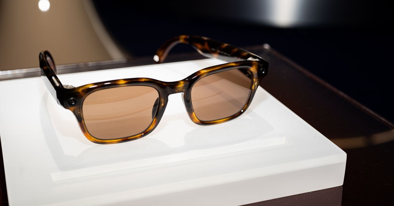 Pay-to-Hear: Meta Tests Hardware-as-a-Service with Ray-Ban Subscription