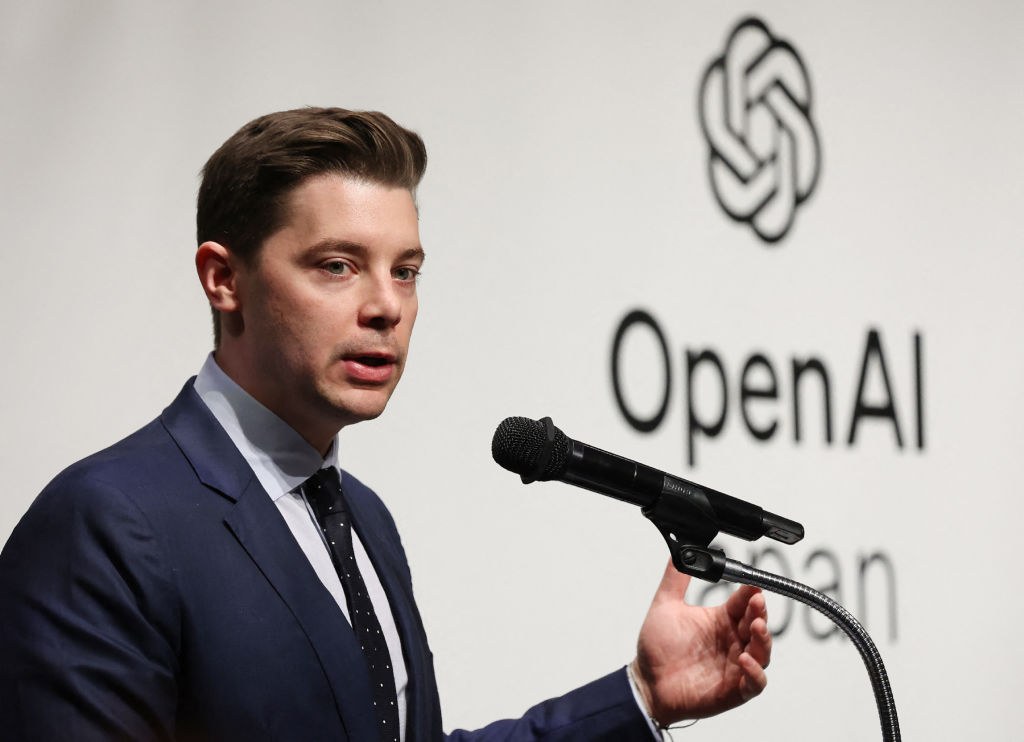 Операционный директор OpenAI Брэд Лайткэп уходит из компании