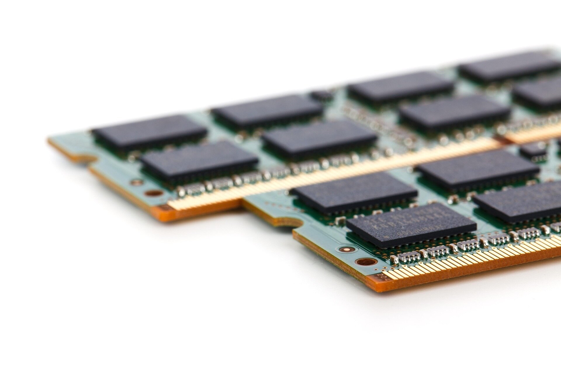 Прорыв в Edge AI: TSMC и UT Austin создали чипы энергонезависимой памяти SOT-MRAM