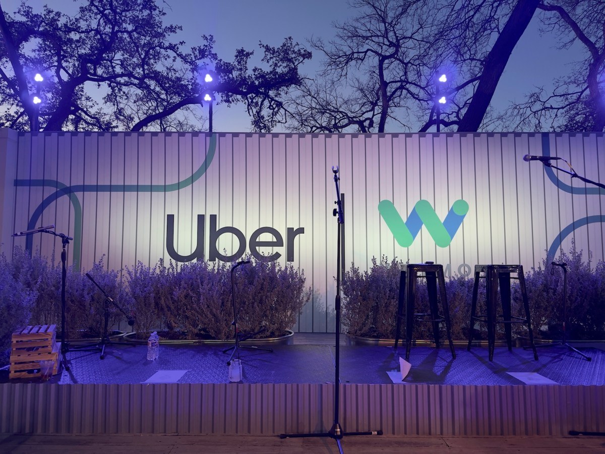 Война за руль: как Uber пытается задушить независимость роботакси через закон
